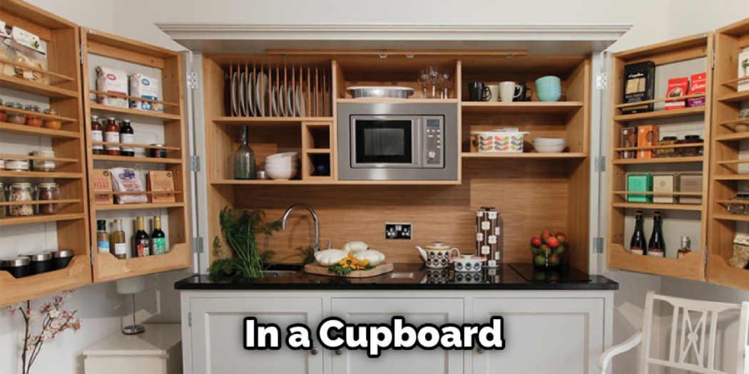 How to Display Cutting Boards on Kitchen Counter 10 Ways