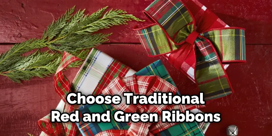 Choose Traditional Red and Green Ribbons