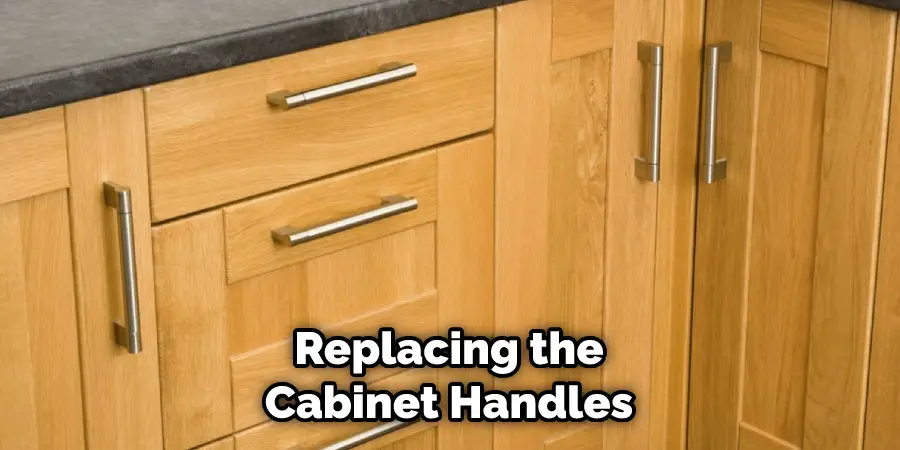 Replacing the Cabinet Handles