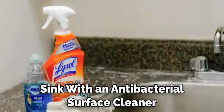 Sink With an Antibacterial Surface Cleaner
