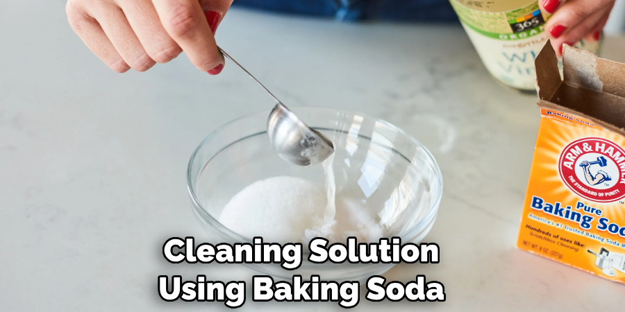 Cleaning Solution Using Baking Soda