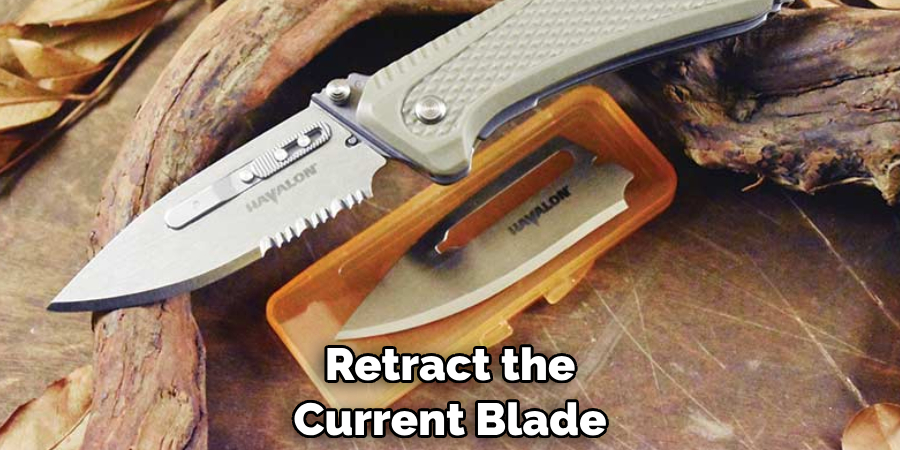 Retract the Current Blade