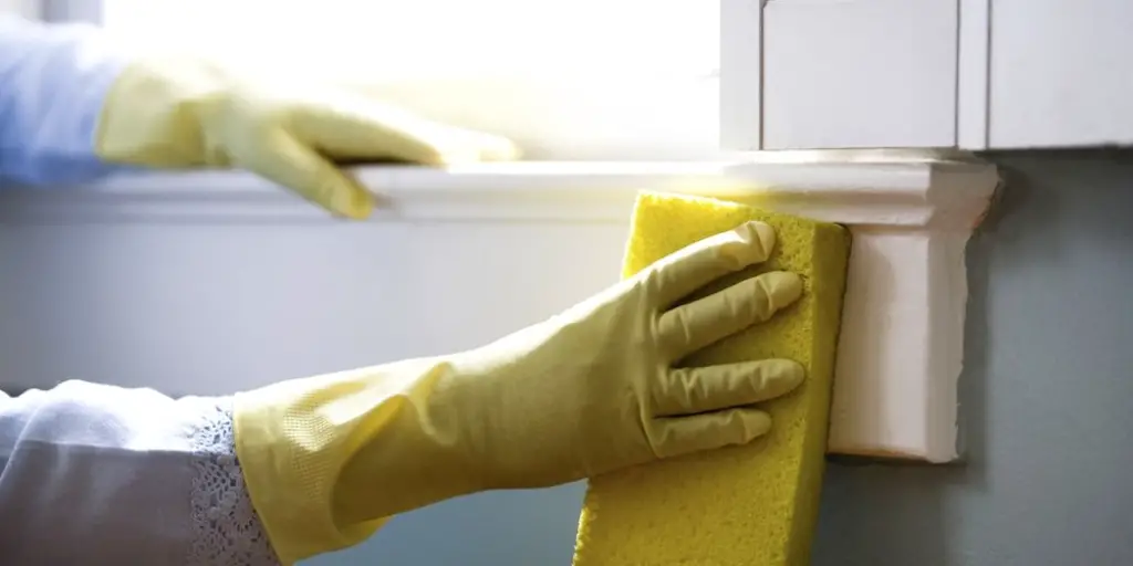 How to Clean Wood Cabinets Before Painting