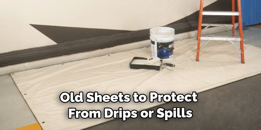 Old Sheets to Protect From Drips or Spills