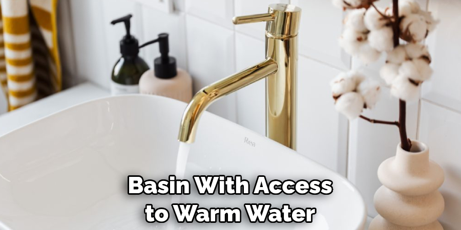 Basin With Access to Warm Water