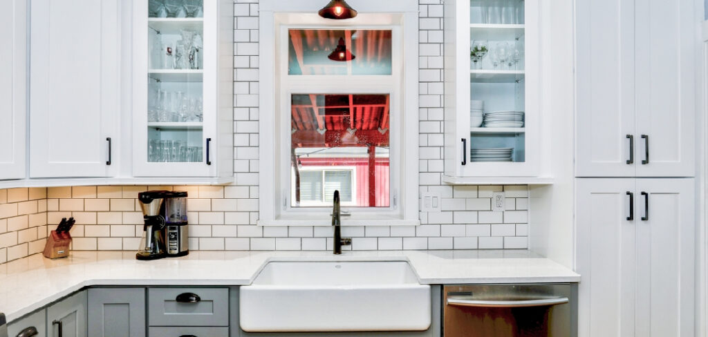 How to Keep Top of Cabinets Clean