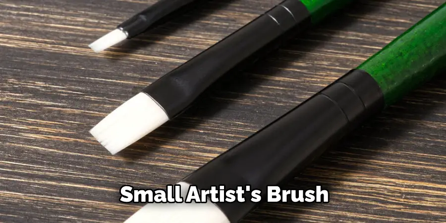 small artist's brush