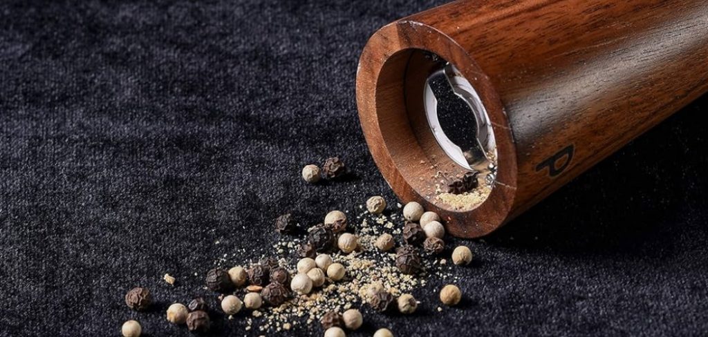 How to Clean a Pepper Grinder