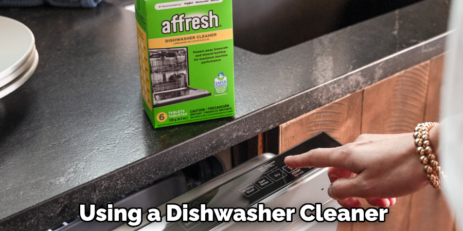 Using a Dishwasher Cleaner