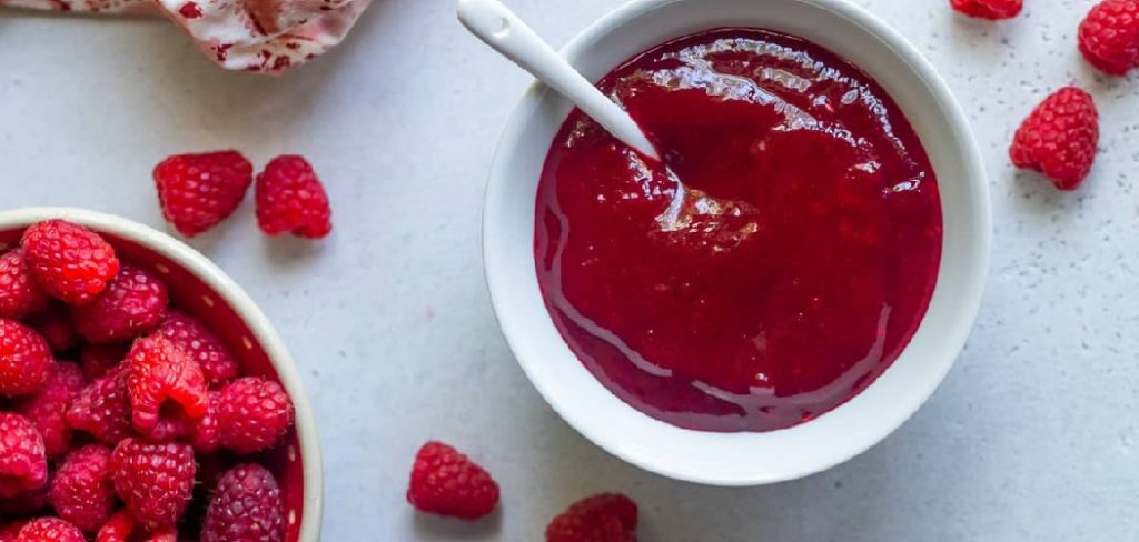 How to Clean and Store Raspberries